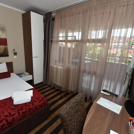 Balkan Garni 3*