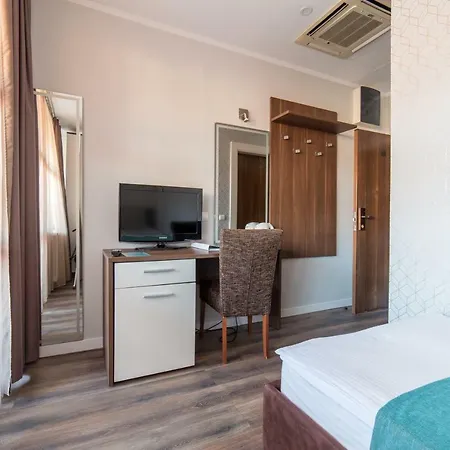 Balkan Garni Hotel Belgrade